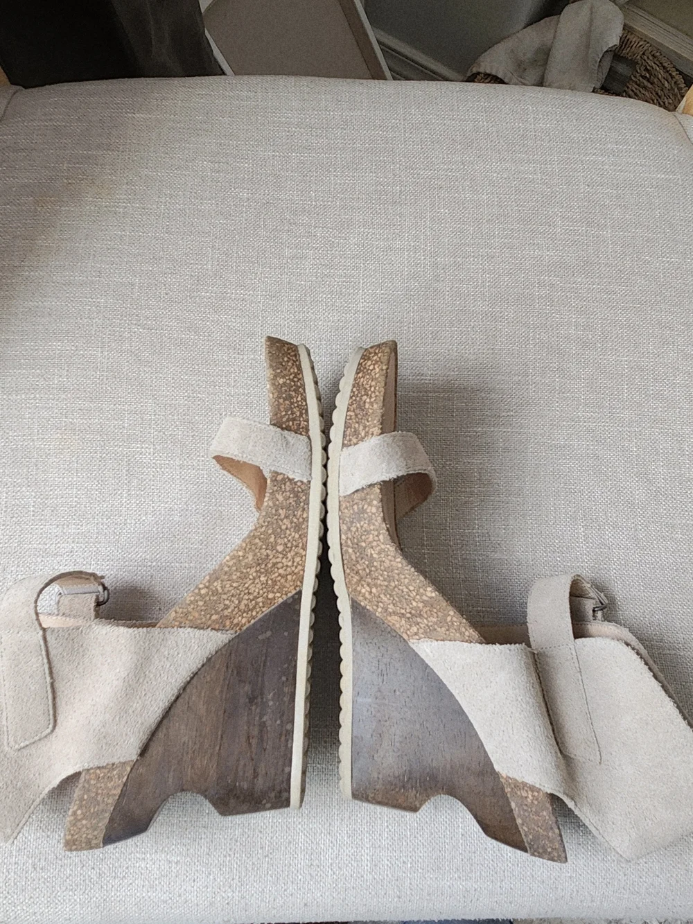 Tsubo Tehina Suede Cork Platform Wedge Sandals Neutral Beige Grey 9 Boho